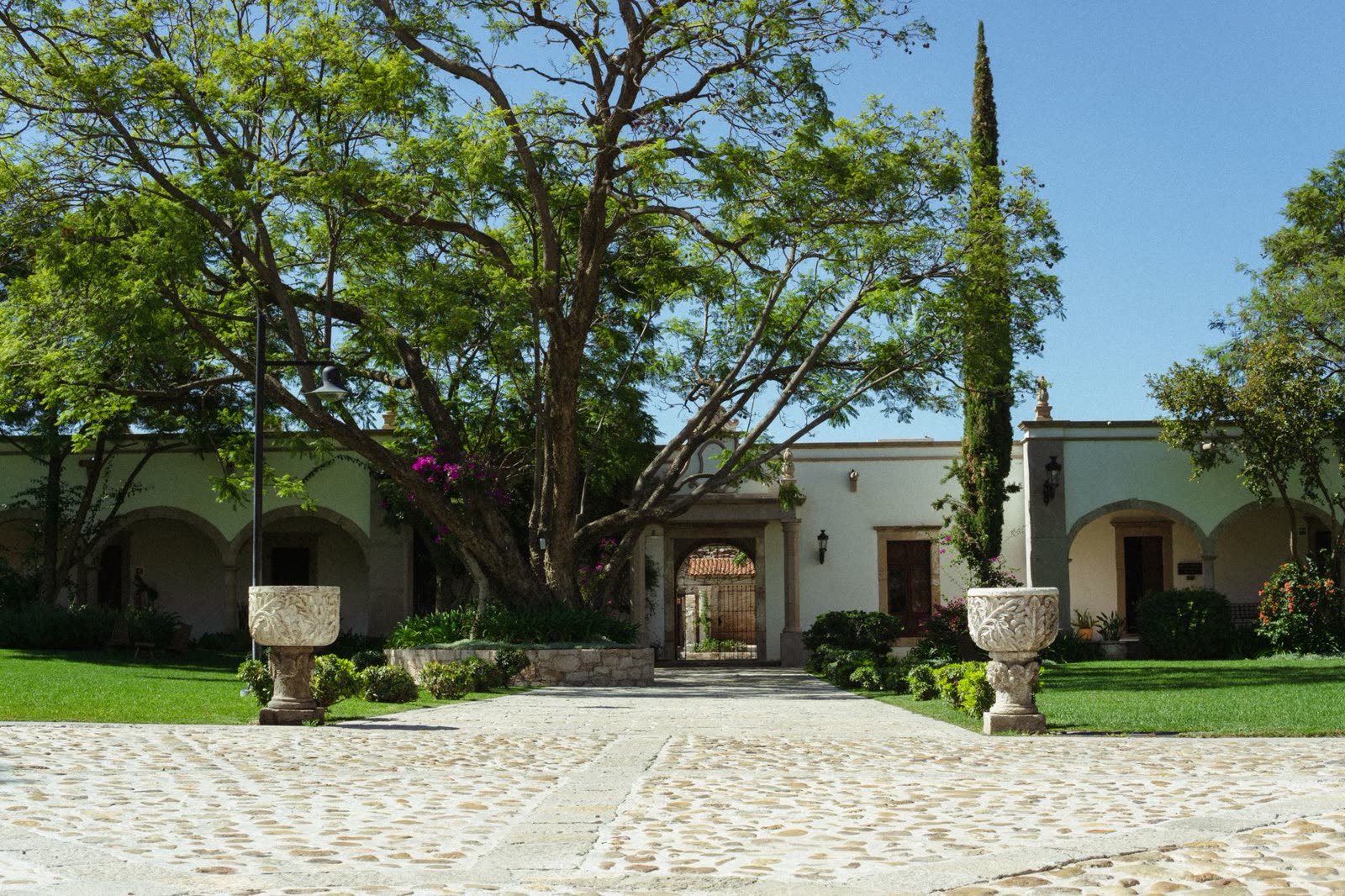 Patio de una hacienda colonial en San Miguel de Allende